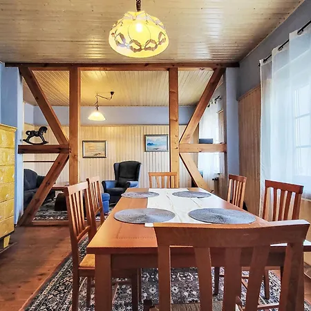 Mit Grossem Eingezaeunten Garten By Interhome Holiday home Hohenbucko